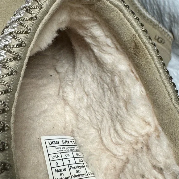 UGG Tan Women's Slippers - Picture 9 of 16